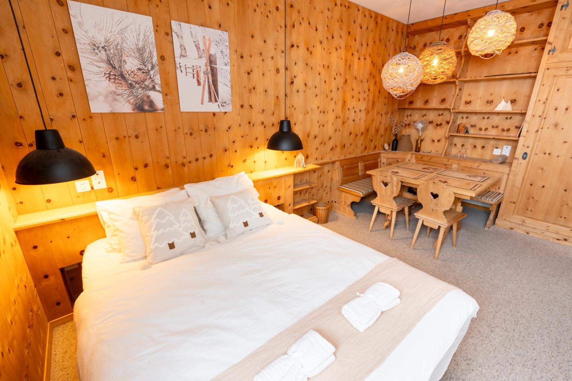 Berghotel Pischa Mountain Lodge دافوس المظهر الخارجي الصورة