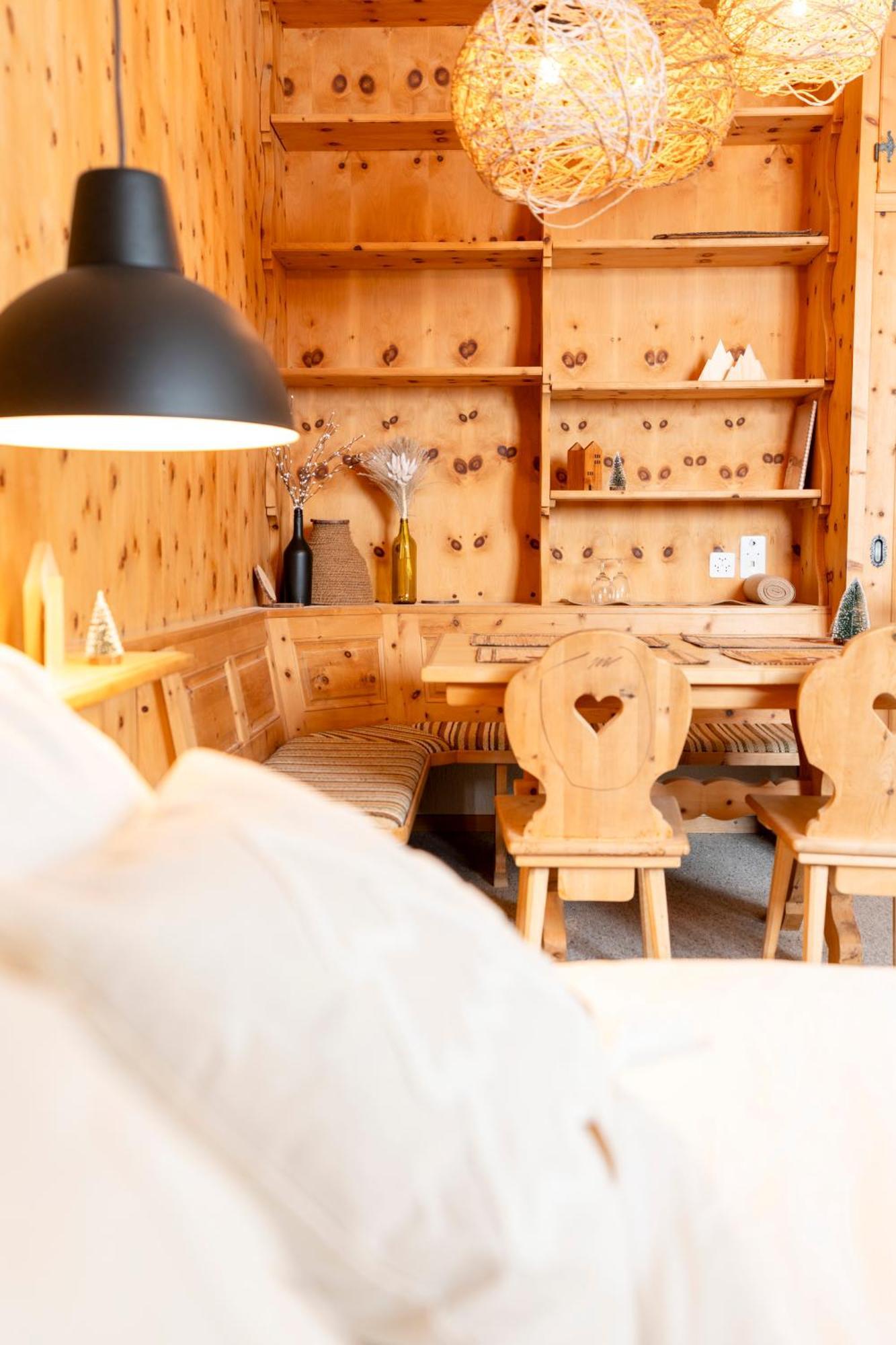 Berghotel Pischa Mountain Lodge دافوس المظهر الخارجي الصورة