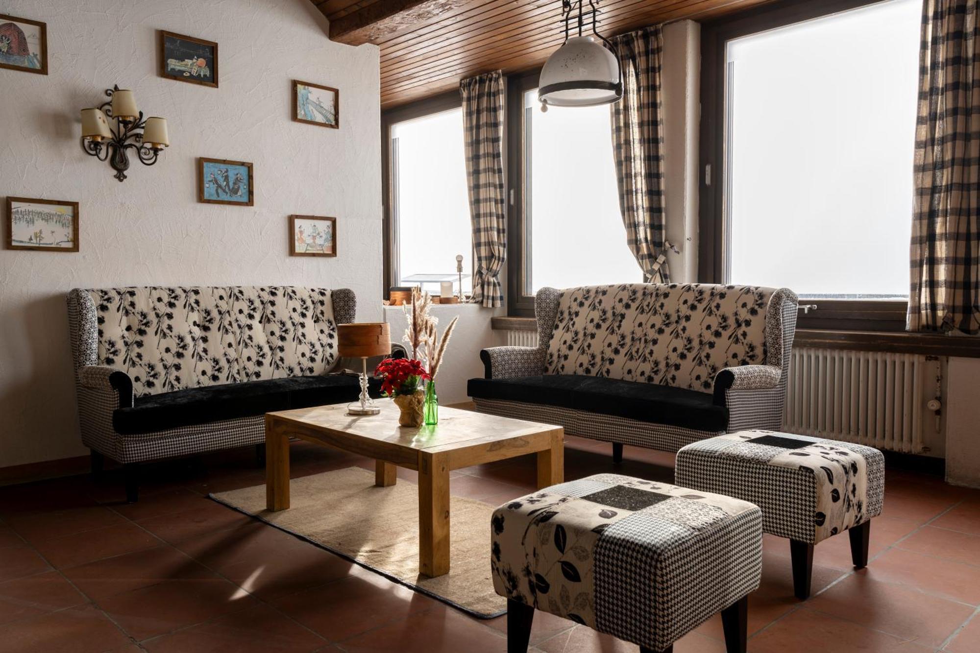 Berghotel Pischa Mountain Lodge دافوس المظهر الخارجي الصورة